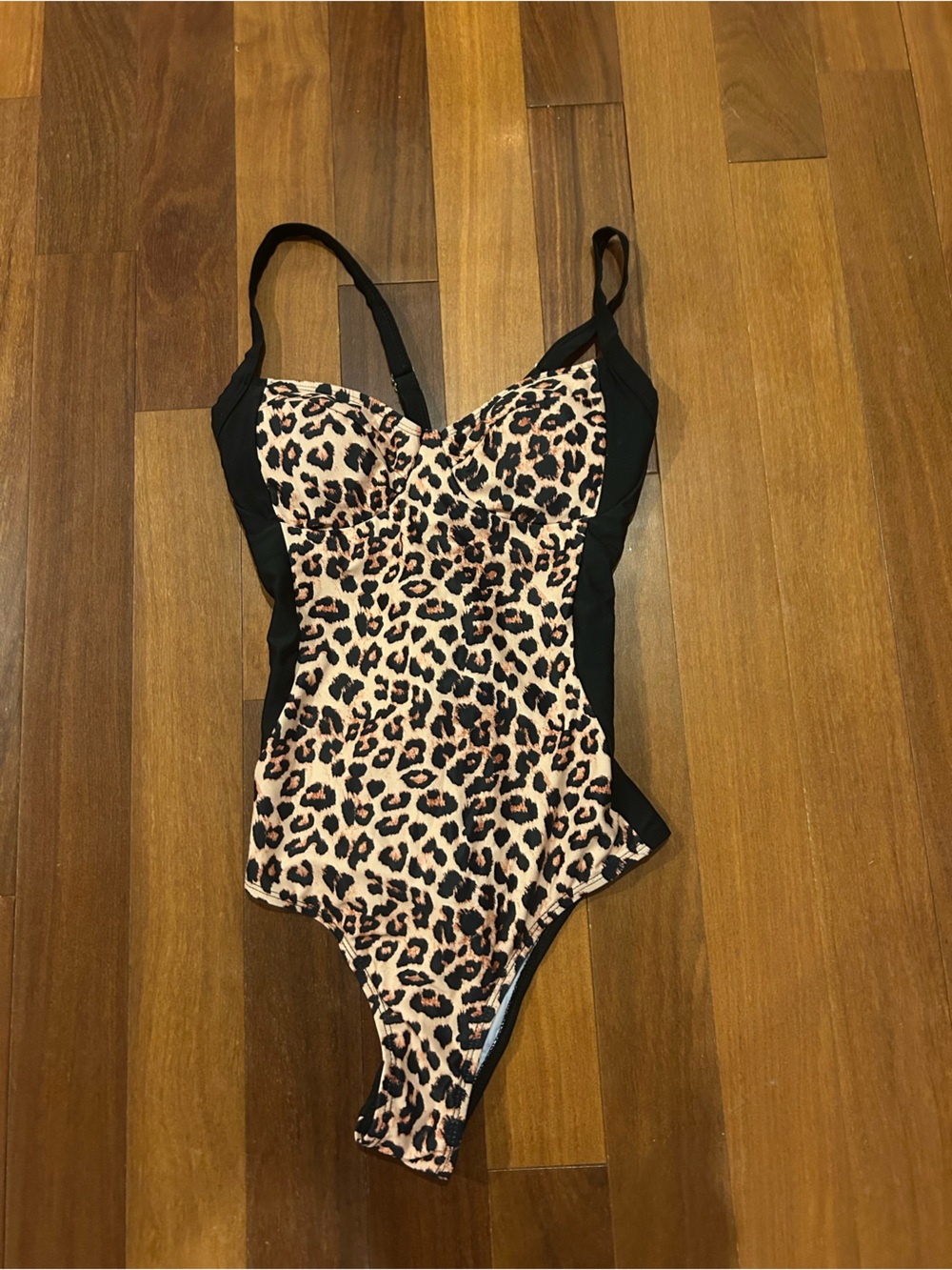 Unbranded Leopard Print One-Piece Swimsuit with Black Panels. New without tags